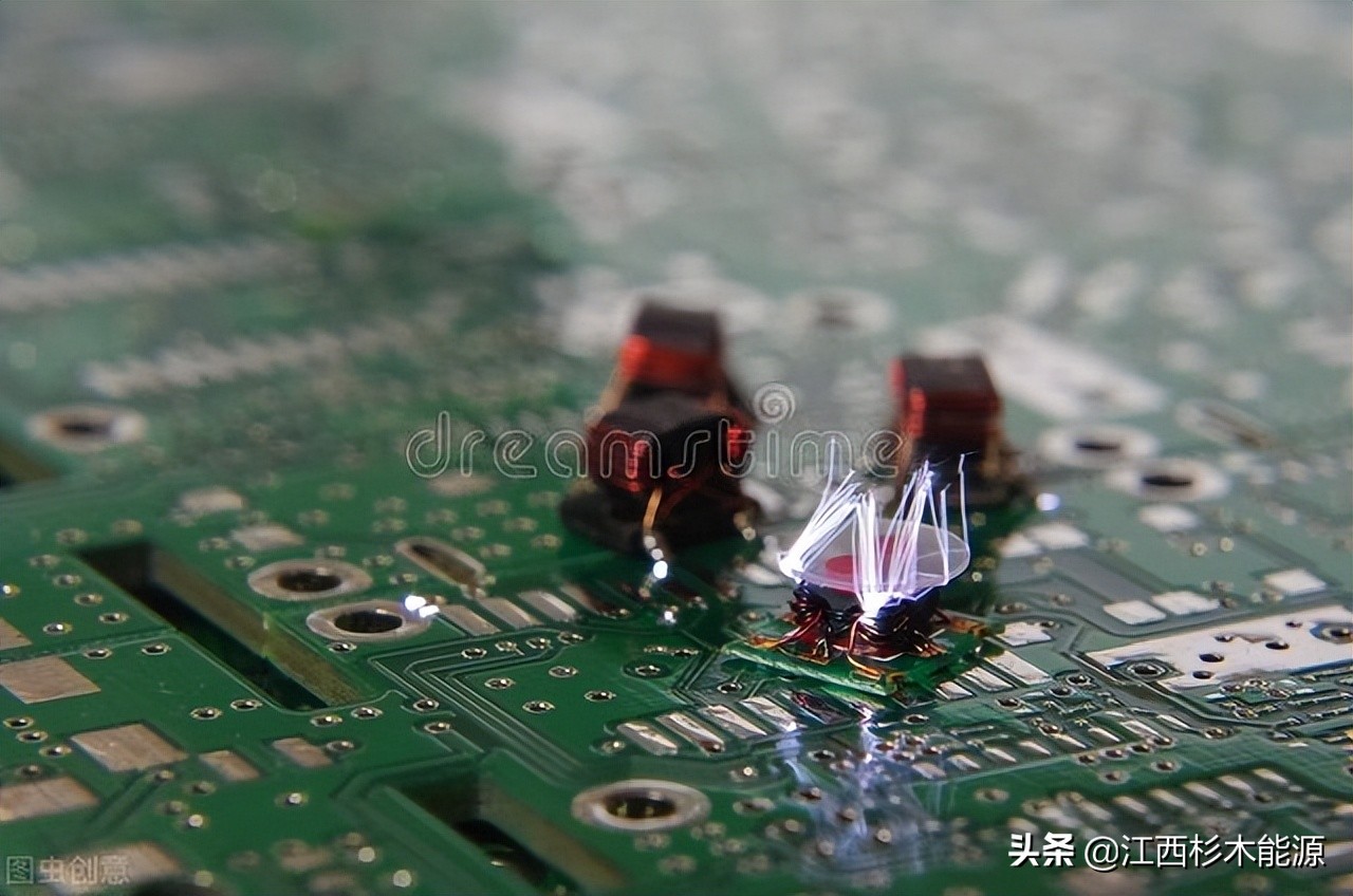 靜電(diàn)對工(gōng)業制造業的危害